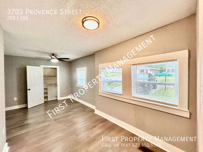 Building Photo - 3703 Provence St