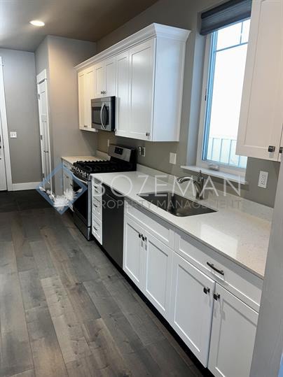 Building Photo - 3068 Cattail St