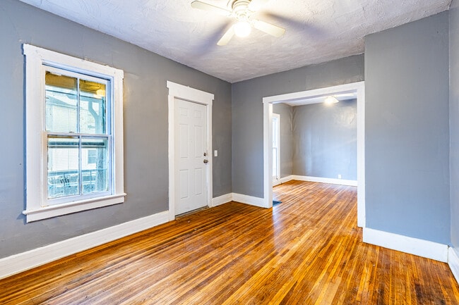 Building Photo - 243 Chamberlain St