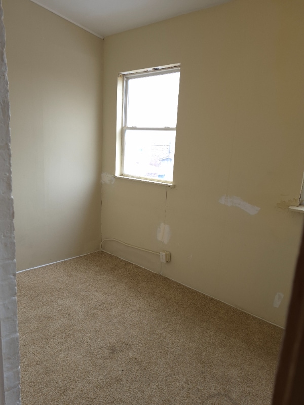 Building Photo - 1148 N Mayfield Ave