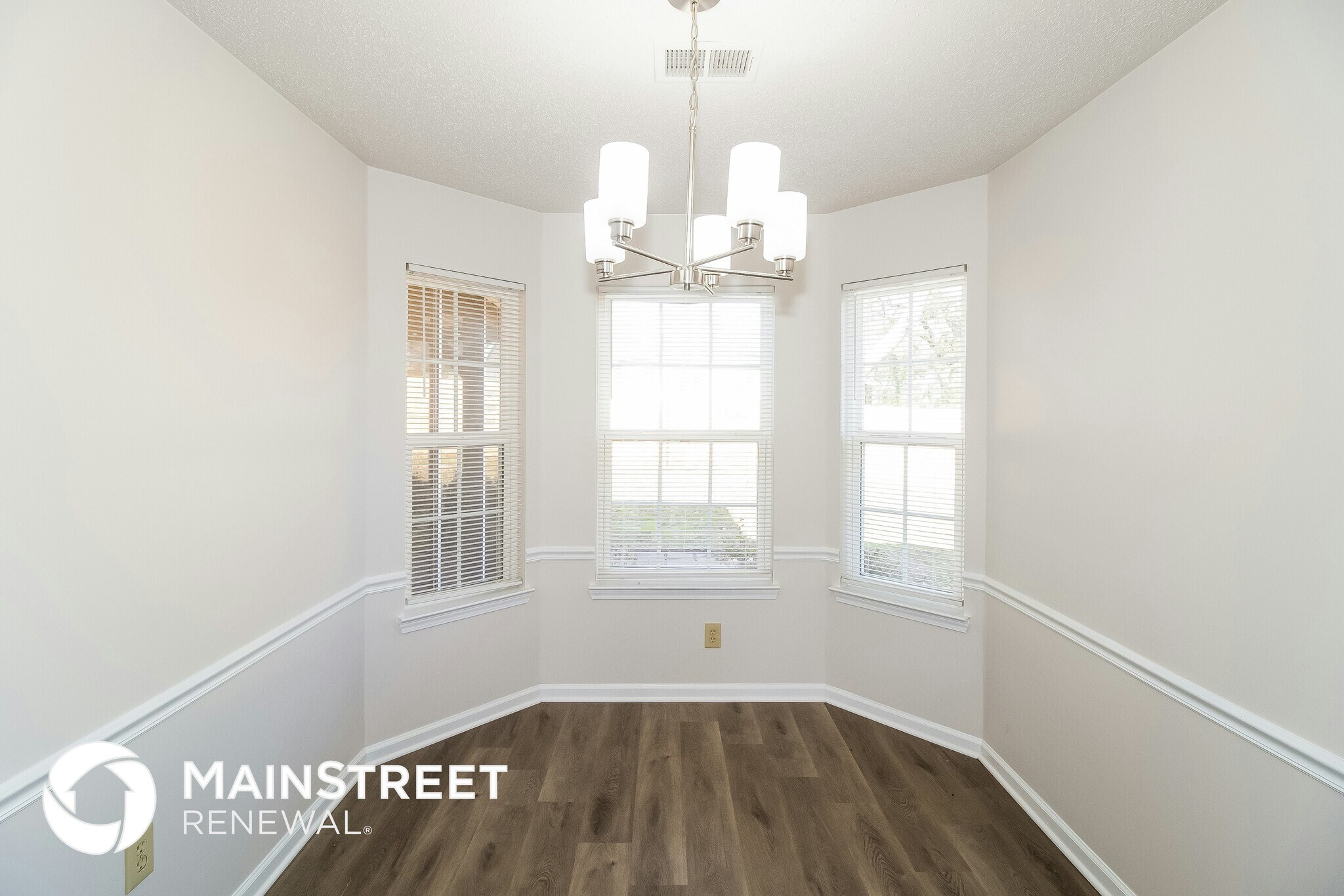 Building Photo - 7650 Coral Meadows Dr