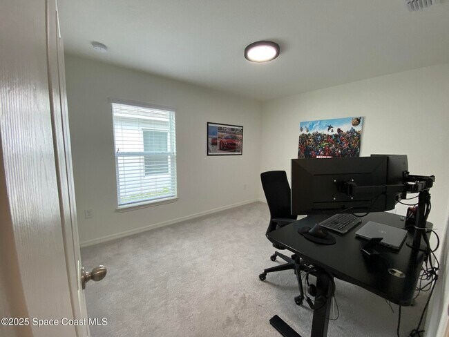 Building Photo - 1186 Dania Cir