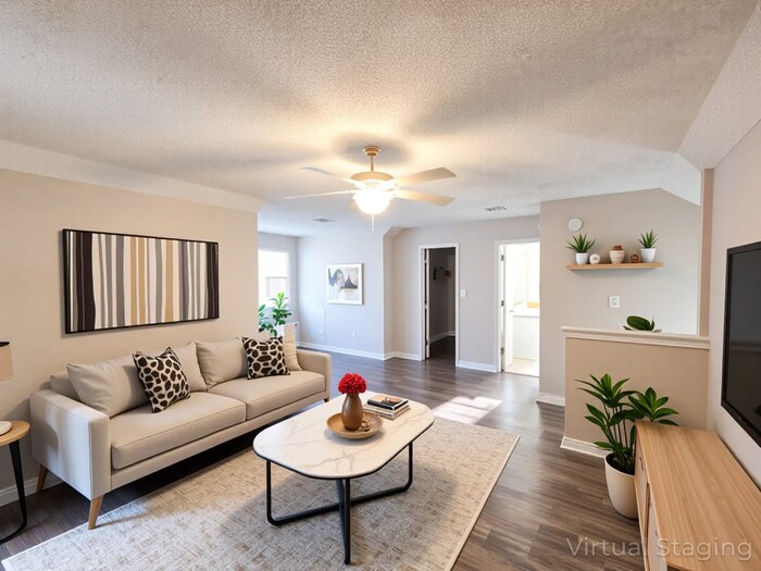 Building Photo - 6747 Saganaw Dr