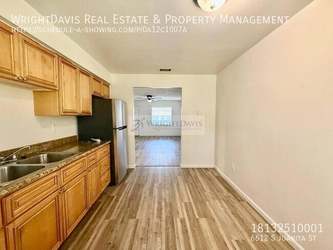 Building Photo - 6612 S Juanita St