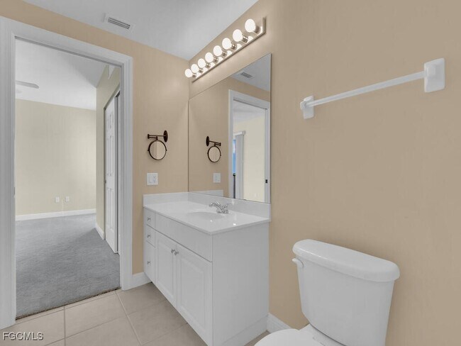 Building Photo - 2745 First St