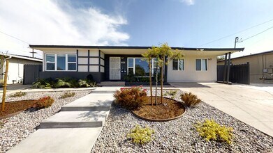 Building Photo - 4BD/2BA on Richard St