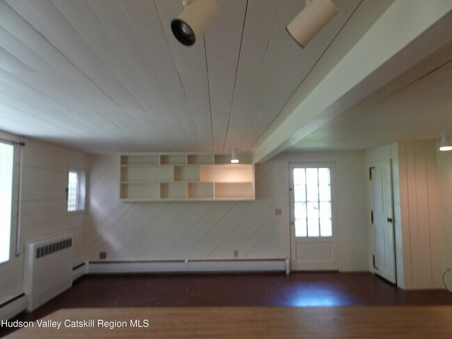 Building Photo - 549 NY-23B