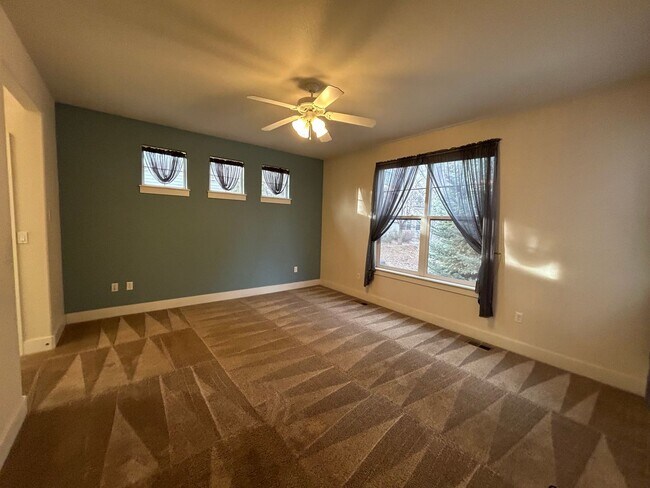 Building Photo - Premier 55+ Living in Fort Collins | 2BR Patio Home with Garage & Fireplace