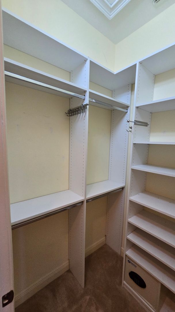 Building Photo - Stunning 3 Bedroom, 3 Bath Home – 2,500 sq/ft – Oversized Garages & Modern Upgrades