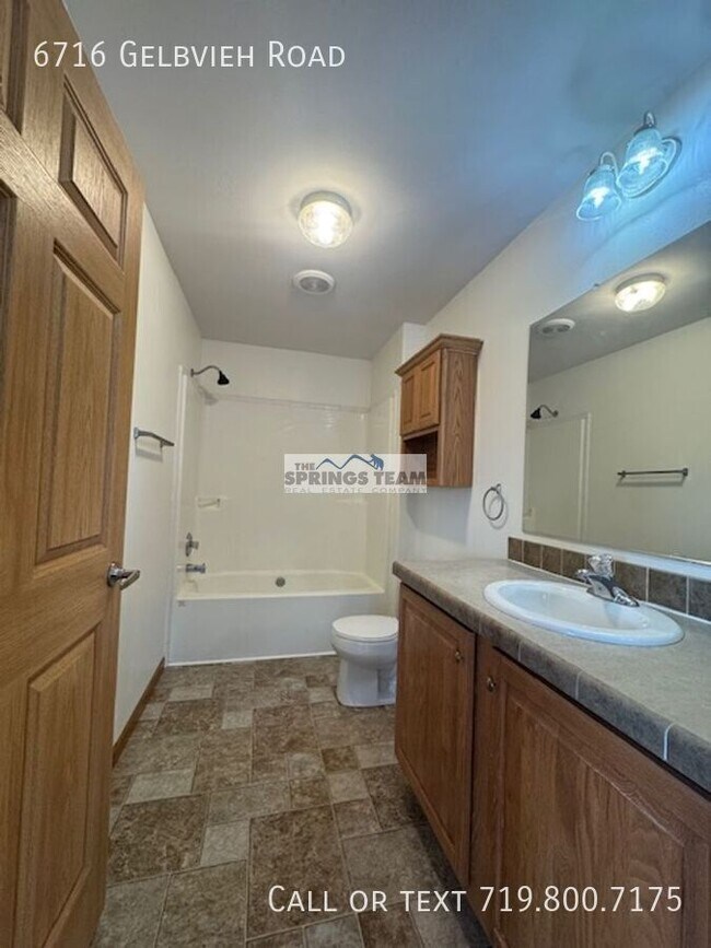 Building Photo - 6716 Gelbvieh Rd