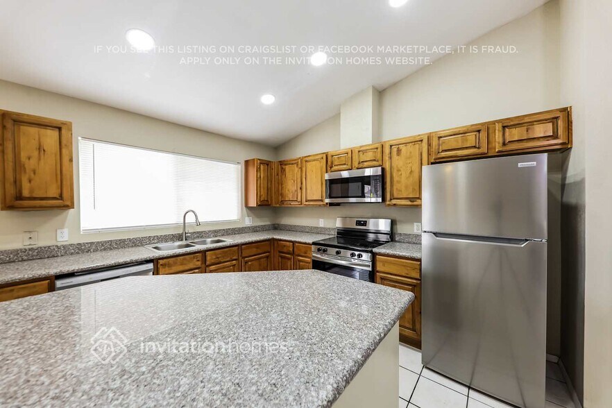 Building Photo - 6501 W Cheryl Dr