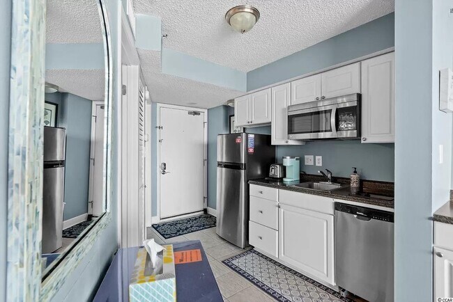 Building Photo - 1501 S Ocean Blvd