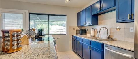Building Photo - 3321 Pinion Dr