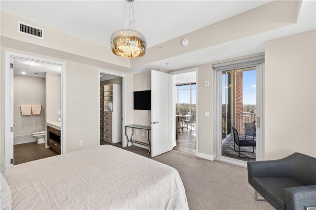 Building Photo - 1820 Peachtree St NW