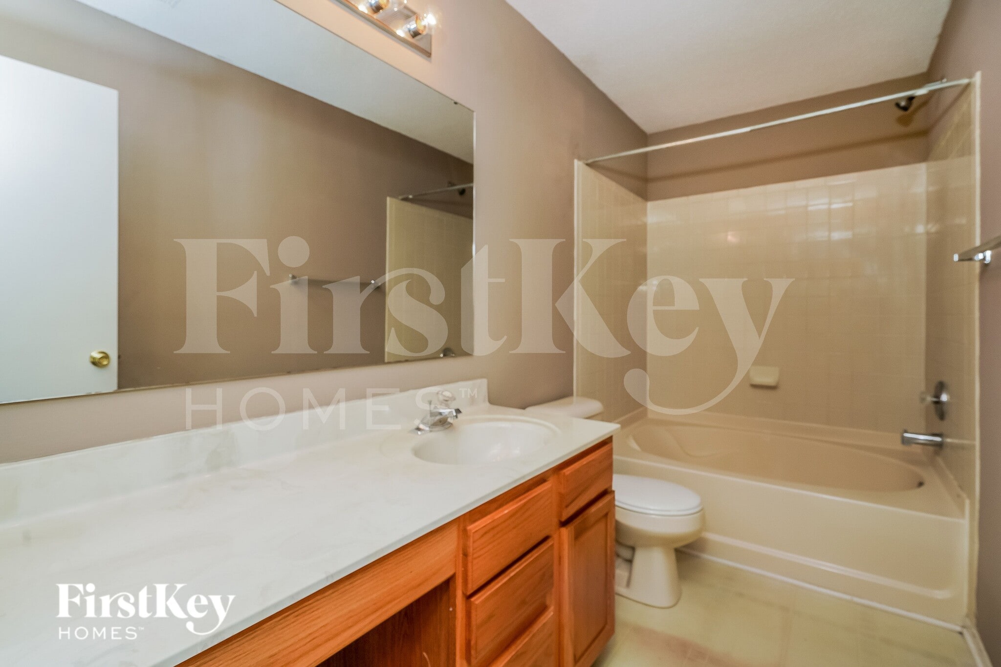 Building Photo - 2925 Redland Ln