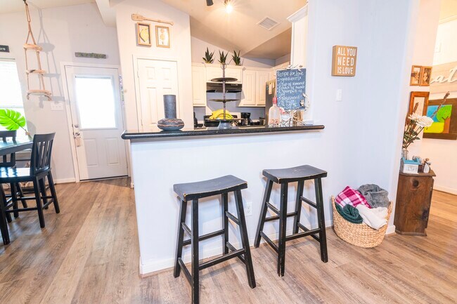 Building Photo - 28830 Bosque River Ct