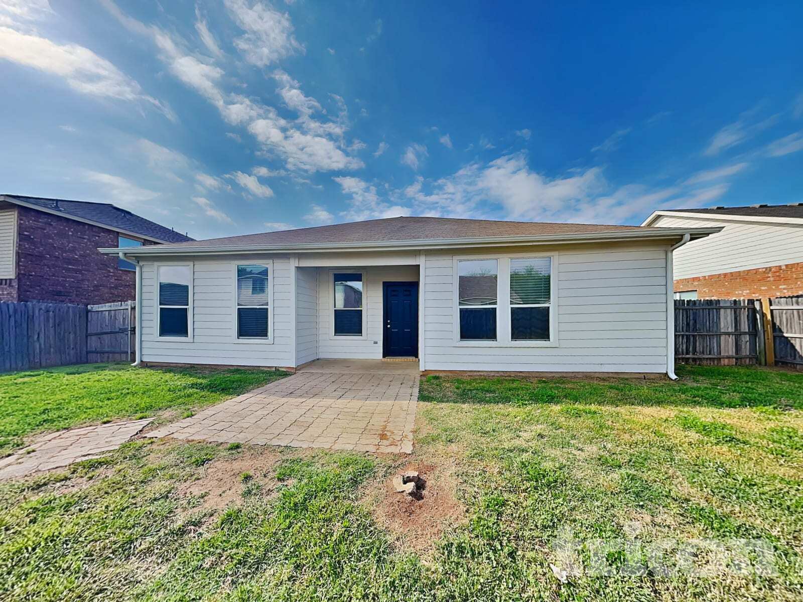 Building Photo - 1132 Beaverwood Ln