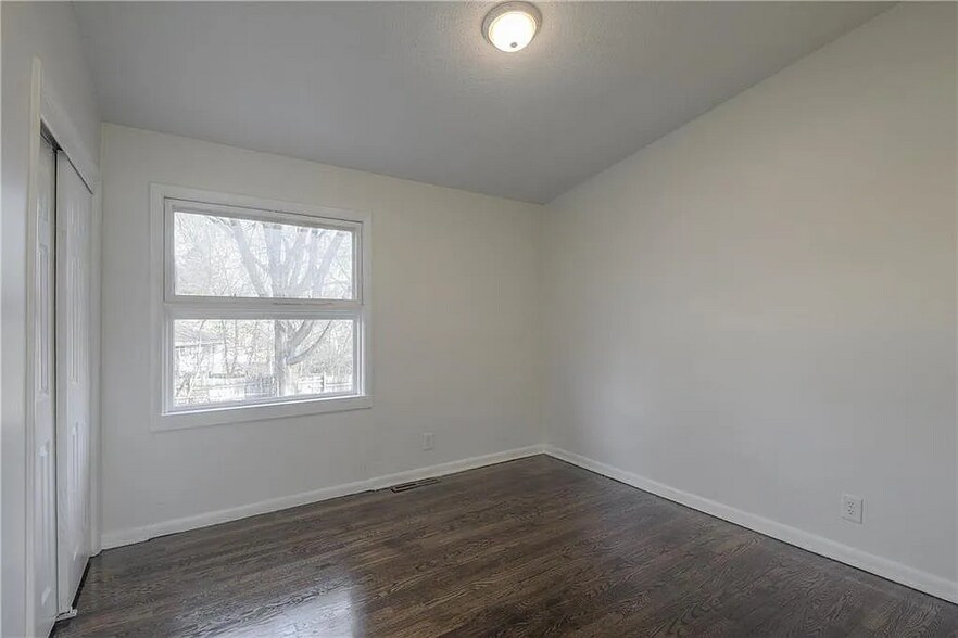 Building Photo - 6306 Fairlane Dr