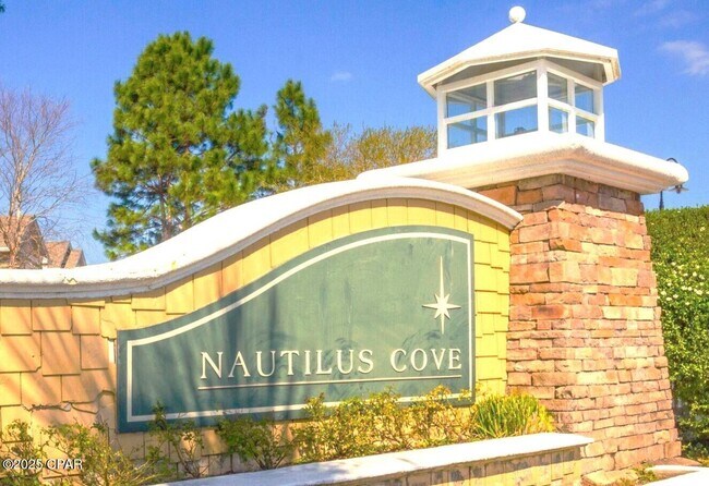 Building Photo - 1605 Cape Cod Dr