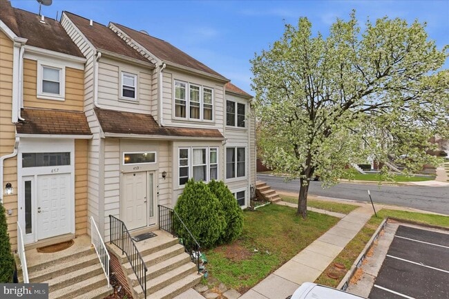 Building Photo - 459 Virginia Ave