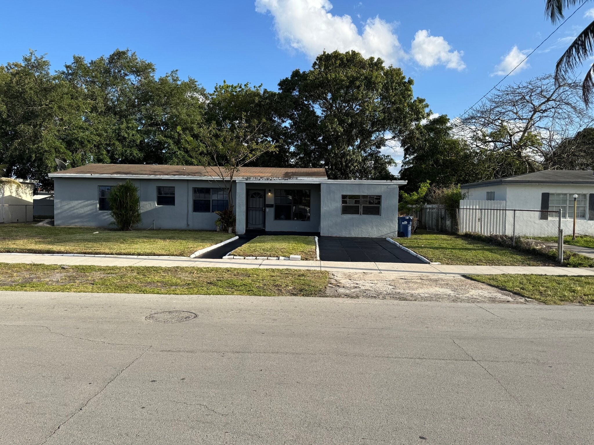 Building Photo - 2960 NW 187th St