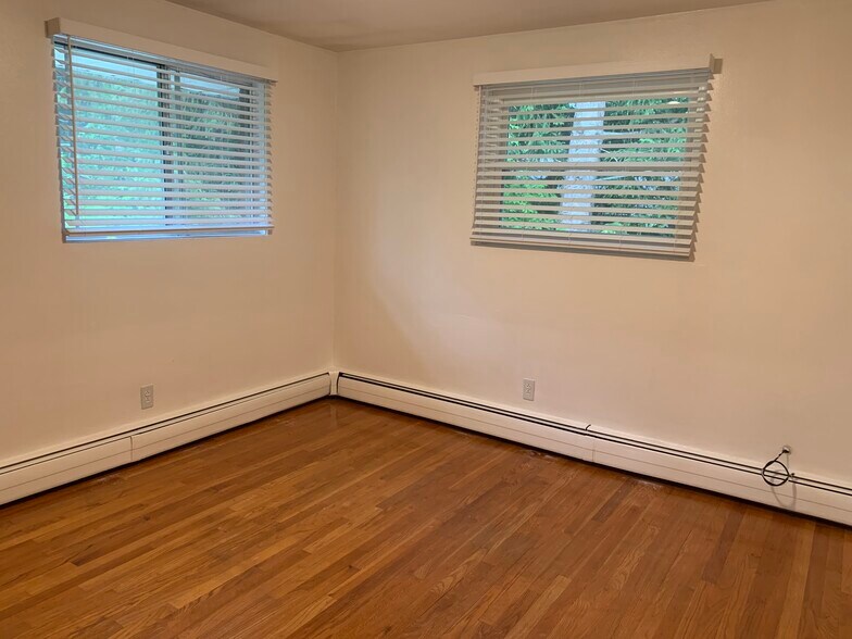 Building Photo - 2607 Smith Dr