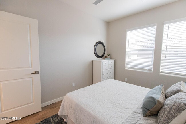 Building Photo - 3726 E Flower St