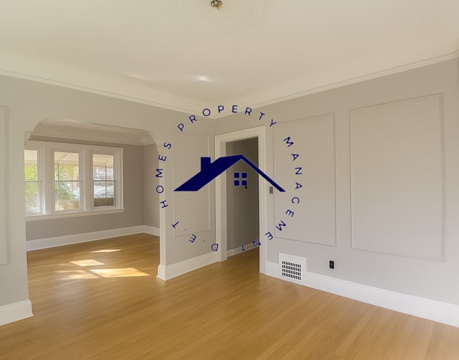 Building Photo - 14938 Tracey St