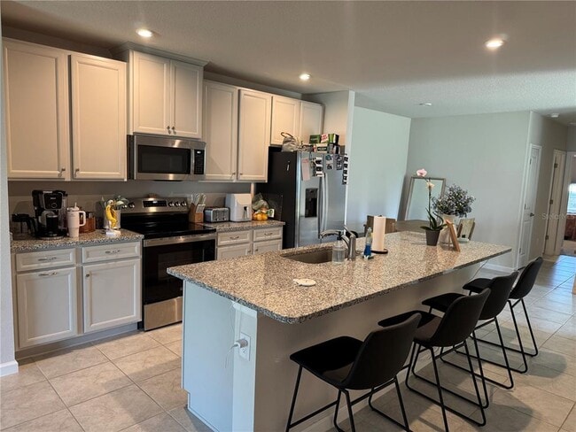 Building Photo - 461 Voltaire Dr