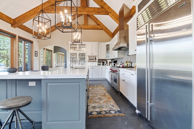 Building Photo - "Spacious 6-Bedroom Retreat with 7 Luxurious Bathrooms off Upper Bear Creek!"