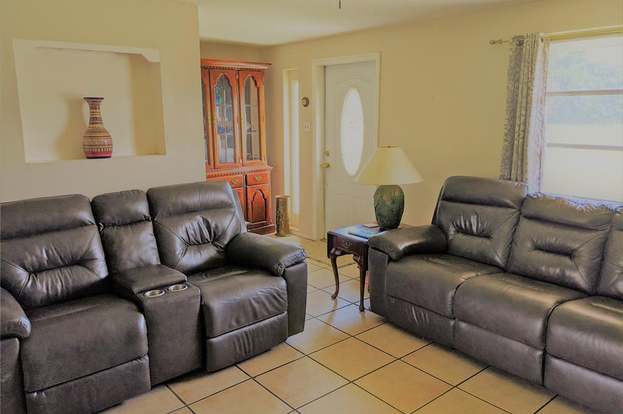 Building Photo - 644 Bonita Ct