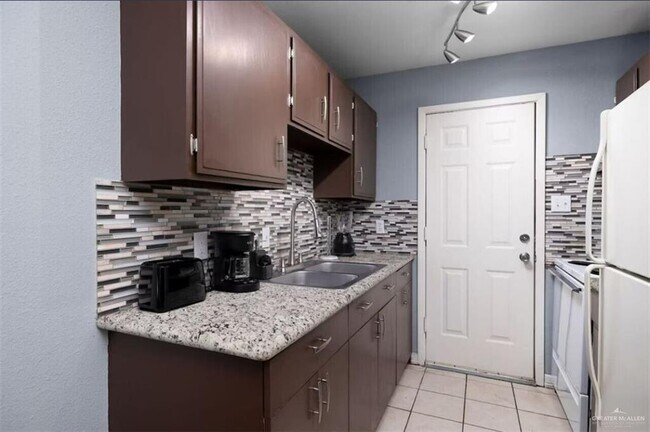 Building Photo - 2428 Upas Ave