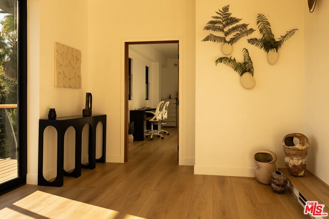 Building Photo - 7802 Torreyson Dr