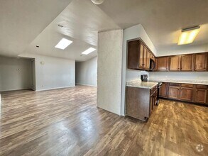 Building Photo - Now Available - 2 Bedroom 1.5 Bathroom Con...