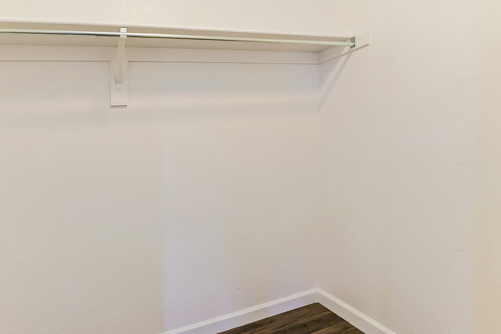 Building Photo - 8505 E Meseto Ave