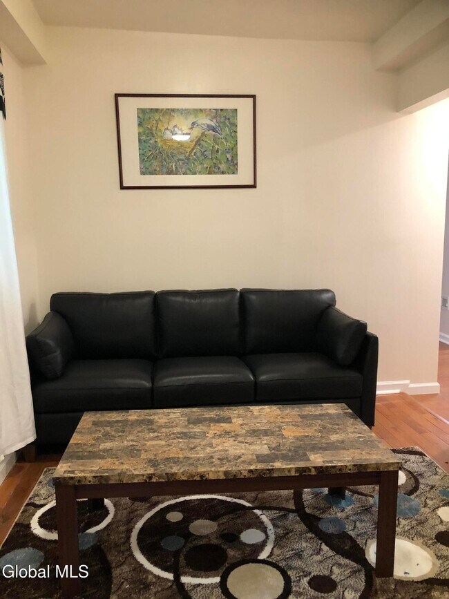 Building Photo - 277 Congress St