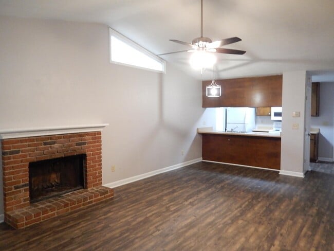 Building Photo - 3335 Sedona Rd