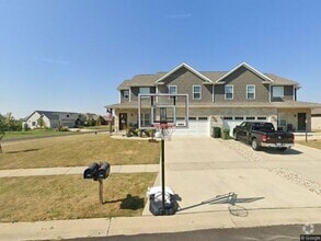 Building Photo - 1219 S Roberto Rd