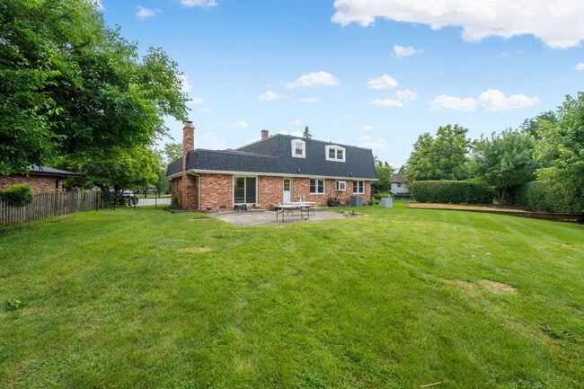 Building Photo - 1526 Carrol Ct