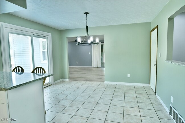 Building Photo - 5794 Merwin Chase Rd