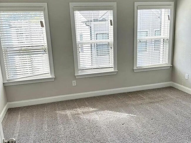 Building Photo - 1772 Morningtide Ln NE