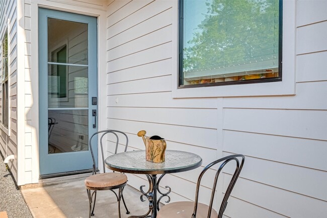 Building Photo - 4101 Edison St