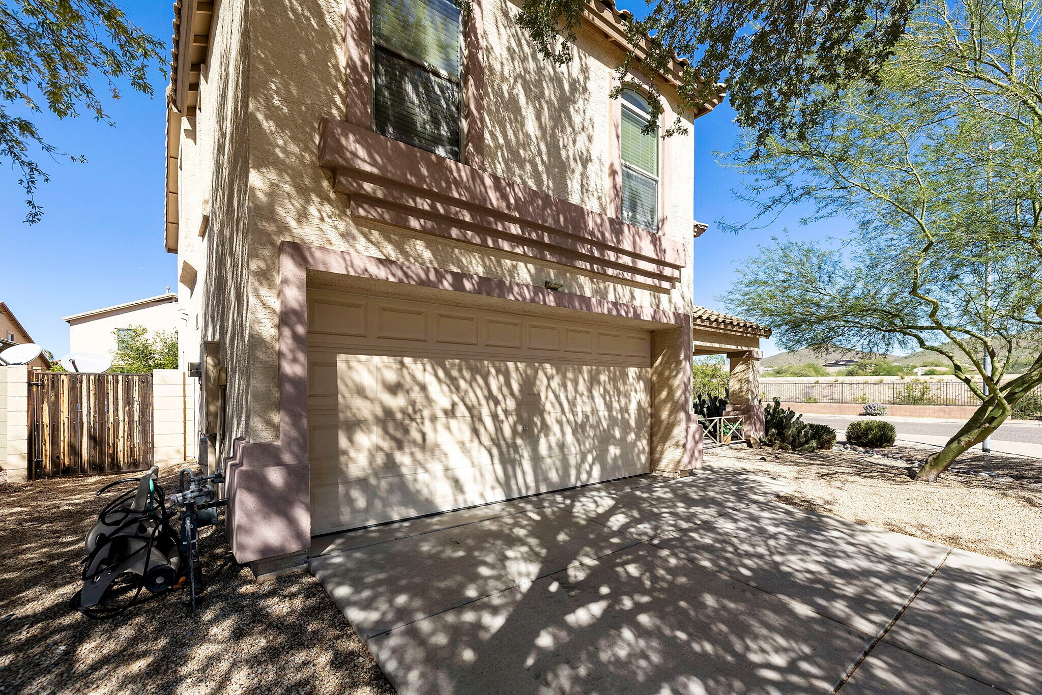 Location at the end of street - 2404 W Silver Sage Ln