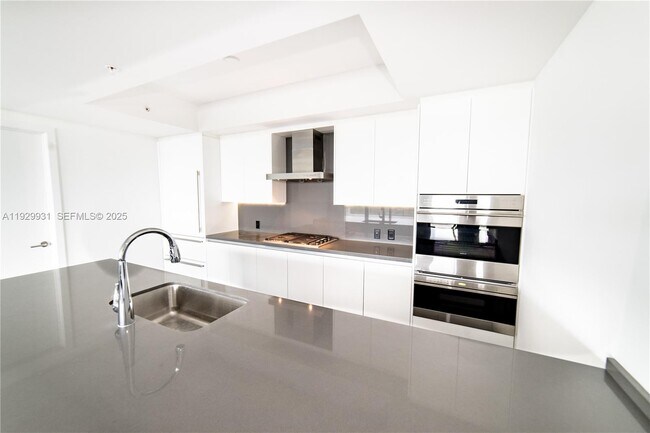 Building Photo - 1180 N Federal Hwy