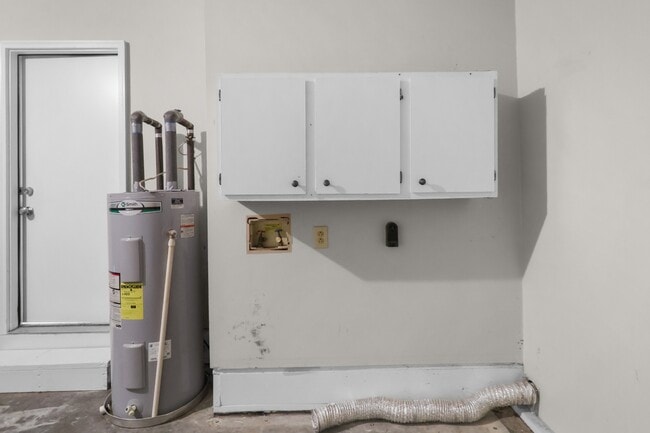 Building Photo - 512 Pointer Ln