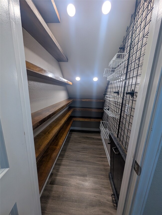 Building Photo - 10719 Rustic Walkway Cir