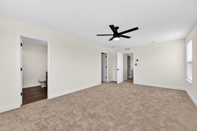 Building Photo - 145 Sesame Lp