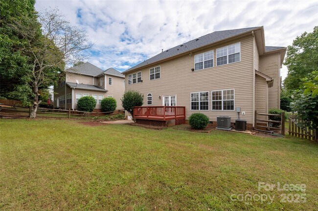 Building Photo - 11520 McGinns Trace Ct