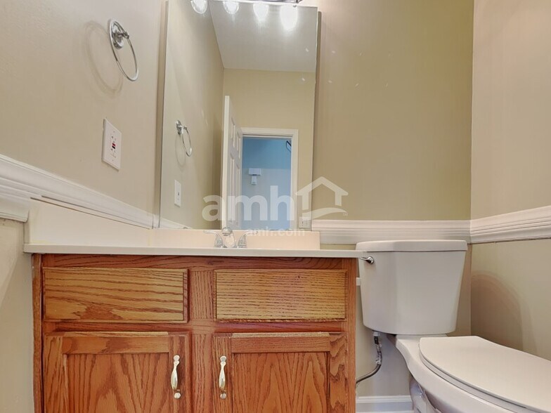 Building Photo - 2888 Shadow Brook Ct NW