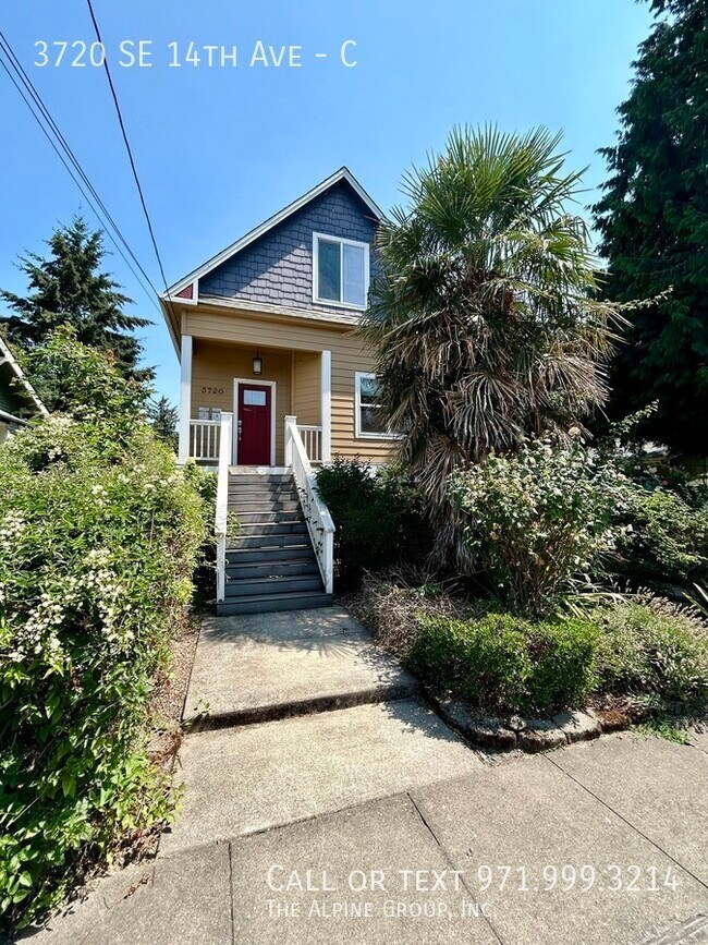 Primary Photo - 3720 SE 14th Ave
